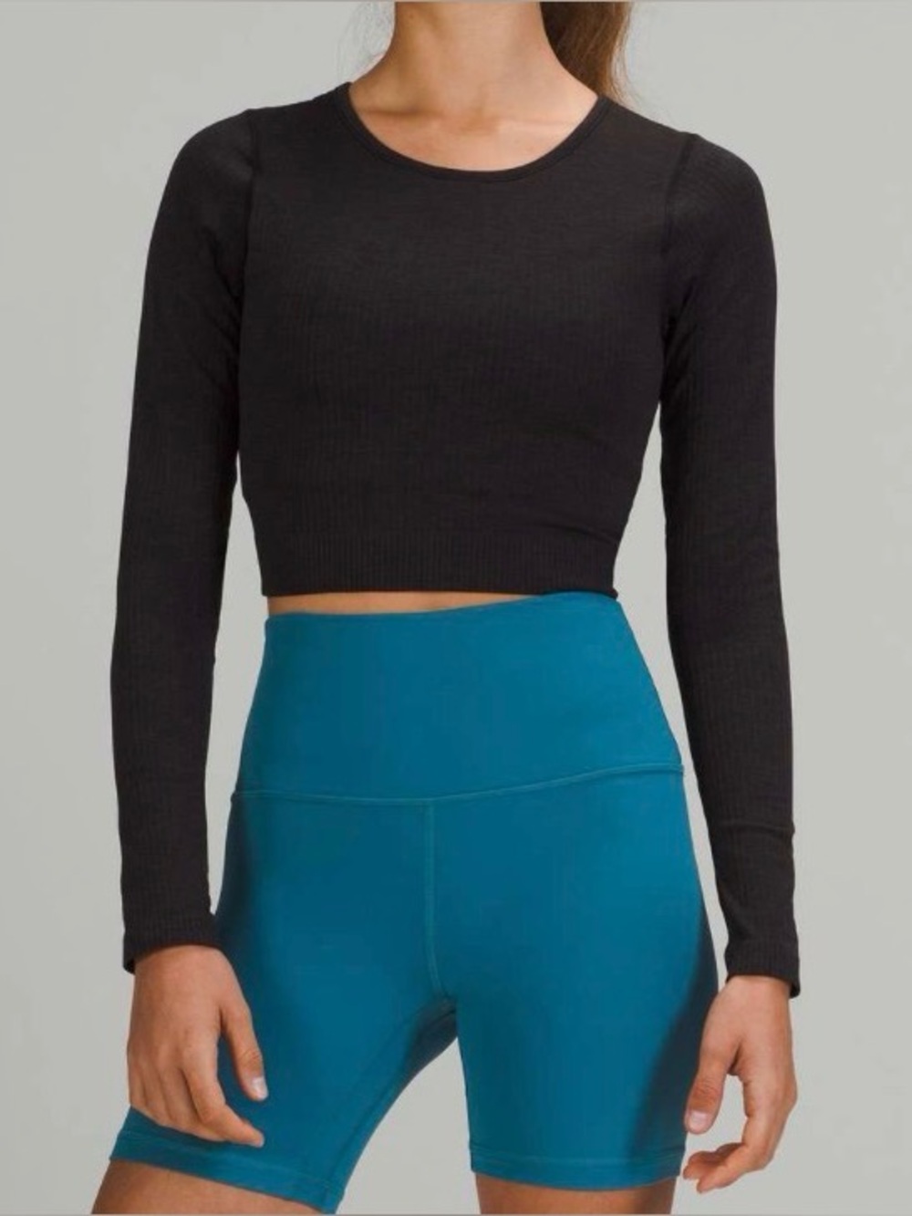Lululemon Ebb to Street Long Sleeve
Black Size 2